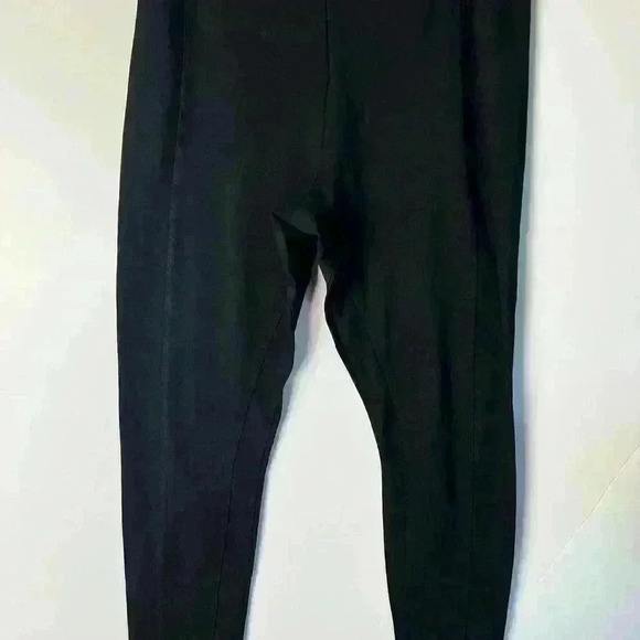 LYSSÉ Taylor Seamed Leggings. - Picture 7 of 8